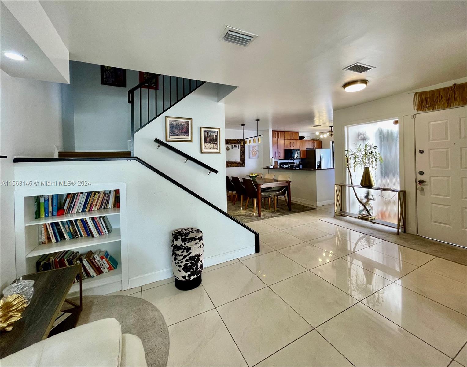 20907 Leeward Ct 256-5, Aventura, Florida 33180, 2 Bedrooms Bedrooms, ,2 BathroomsBathrooms,Residentiallease,For Rent,20907 Leeward Ct 256-5,A11568146