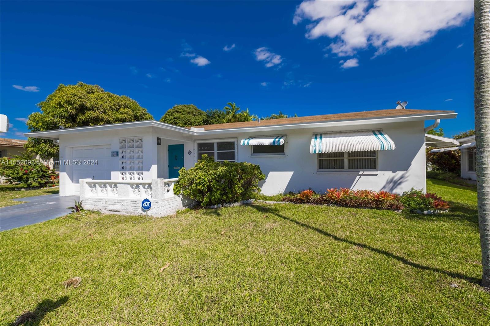 4509  Mainland Dr  For Sale A11552093, FL