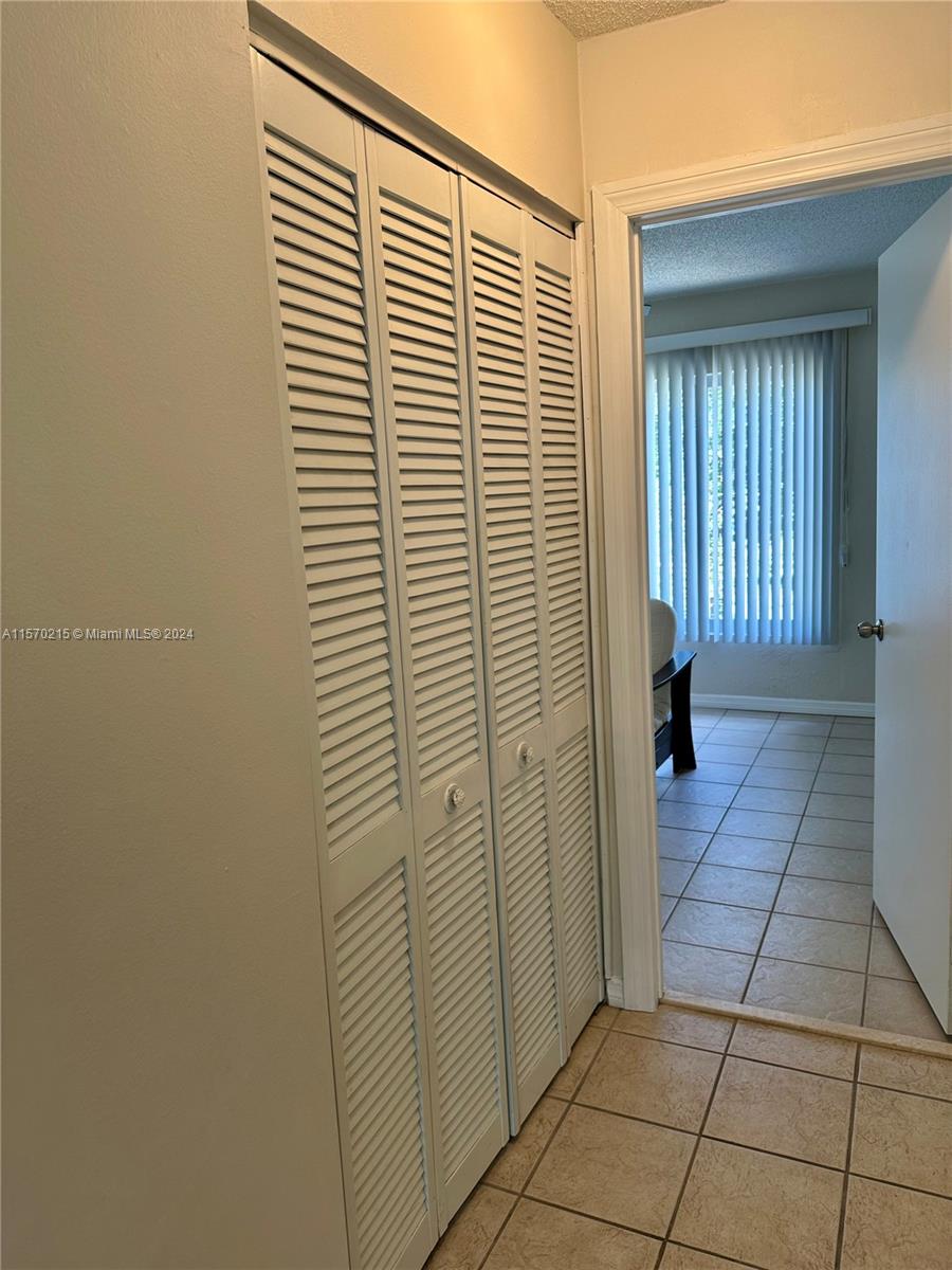 Tamarac, Florida 33321, 2 Bedrooms Bedrooms, ,1 BathroomBathrooms,Residentiallease,For Rent,A11570215