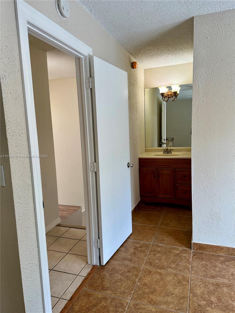 Tamarac, Florida 33321, 2 Bedrooms Bedrooms, ,1 BathroomBathrooms,Residentiallease,For Rent,A11570215