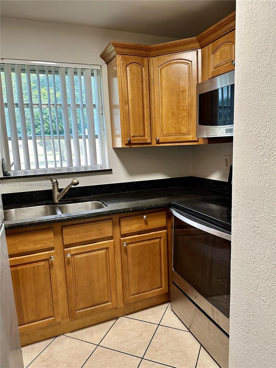 Tamarac, Florida 33321, 2 Bedrooms Bedrooms, ,1 BathroomBathrooms,Residentiallease,For Rent,A11570215