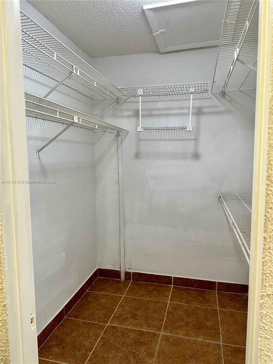 Tamarac, Florida 33321, 2 Bedrooms Bedrooms, ,1 BathroomBathrooms,Residentiallease,For Rent,A11570215