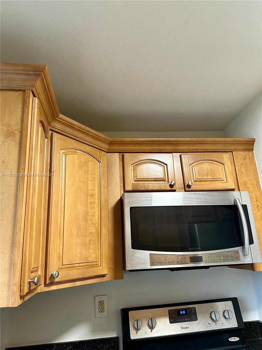 Tamarac, Florida 33321, 2 Bedrooms Bedrooms, ,1 BathroomBathrooms,Residentiallease,For Rent,A11570215
