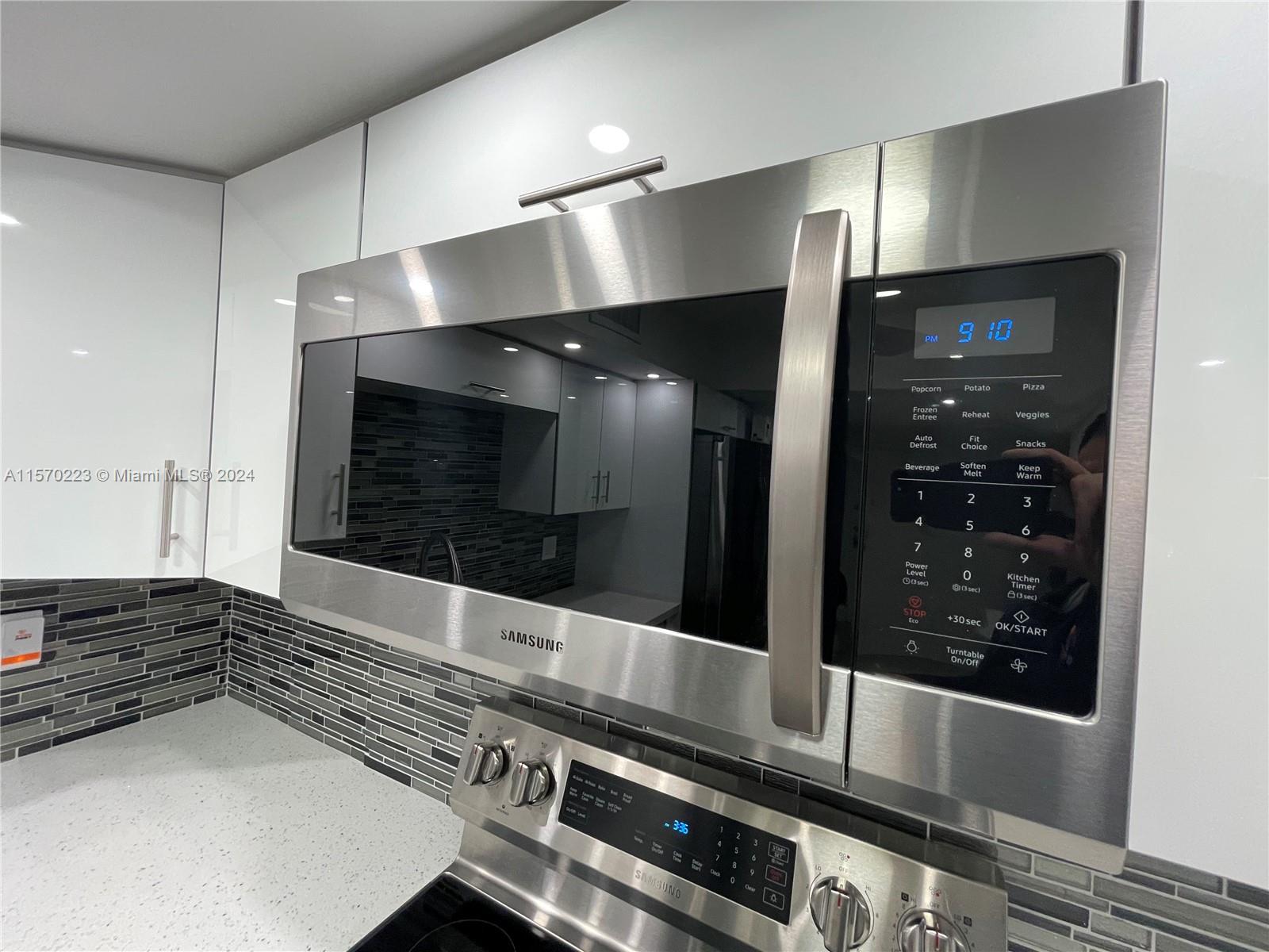 2000 Atlantic Shores Blvd 310, Hallandale Beach, Florida 33009, 2 Bedrooms Bedrooms, ,2 BathroomsBathrooms,Residential,For Sale,2000 Atlantic Shores Blvd 310,A11570223