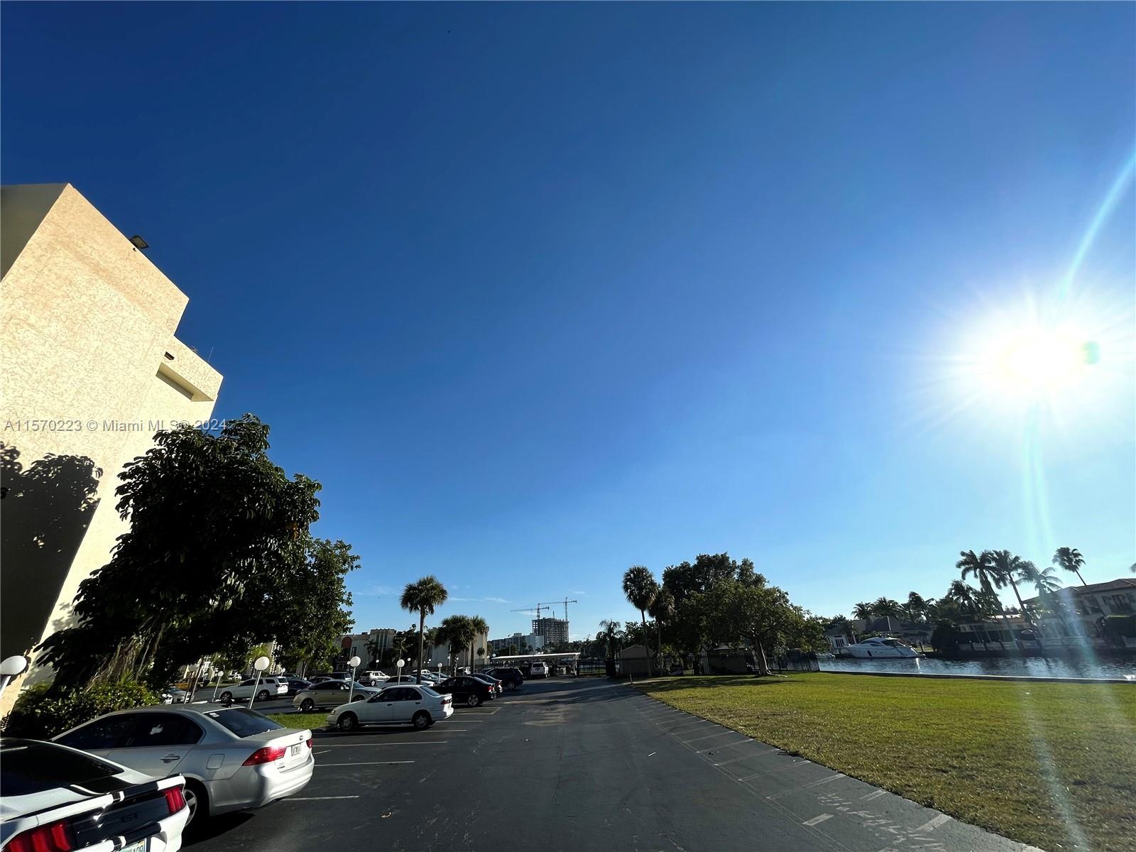 2000 Atlantic Shores Blvd 310, Hallandale Beach, Florida 33009, 2 Bedrooms Bedrooms, ,2 BathroomsBathrooms,Residential,For Sale,2000 Atlantic Shores Blvd 310,A11570223