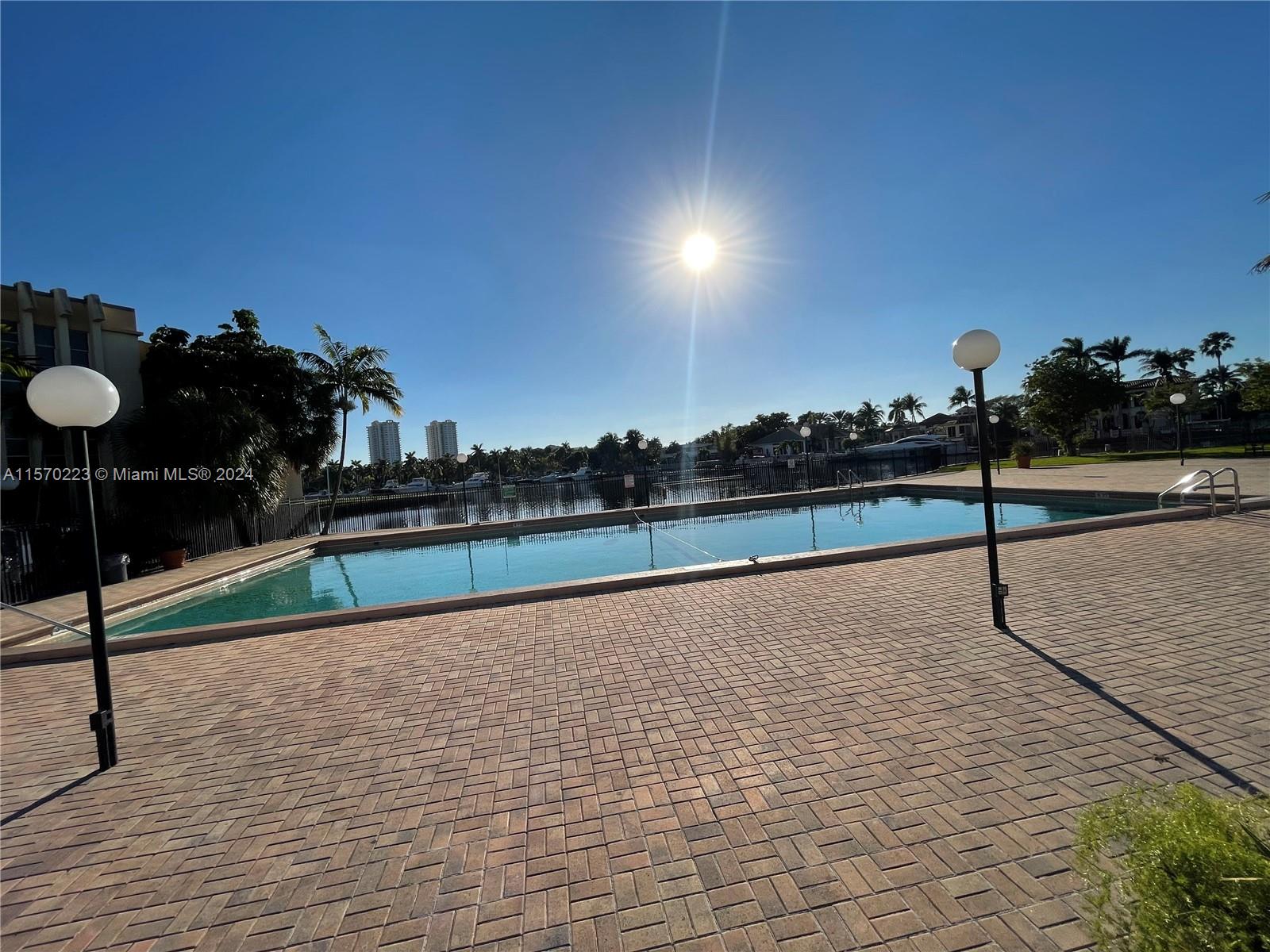 2000 Atlantic Shores Blvd 310, Hallandale Beach, Florida 33009, 2 Bedrooms Bedrooms, ,2 BathroomsBathrooms,Residential,For Sale,2000 Atlantic Shores Blvd 310,A11570223