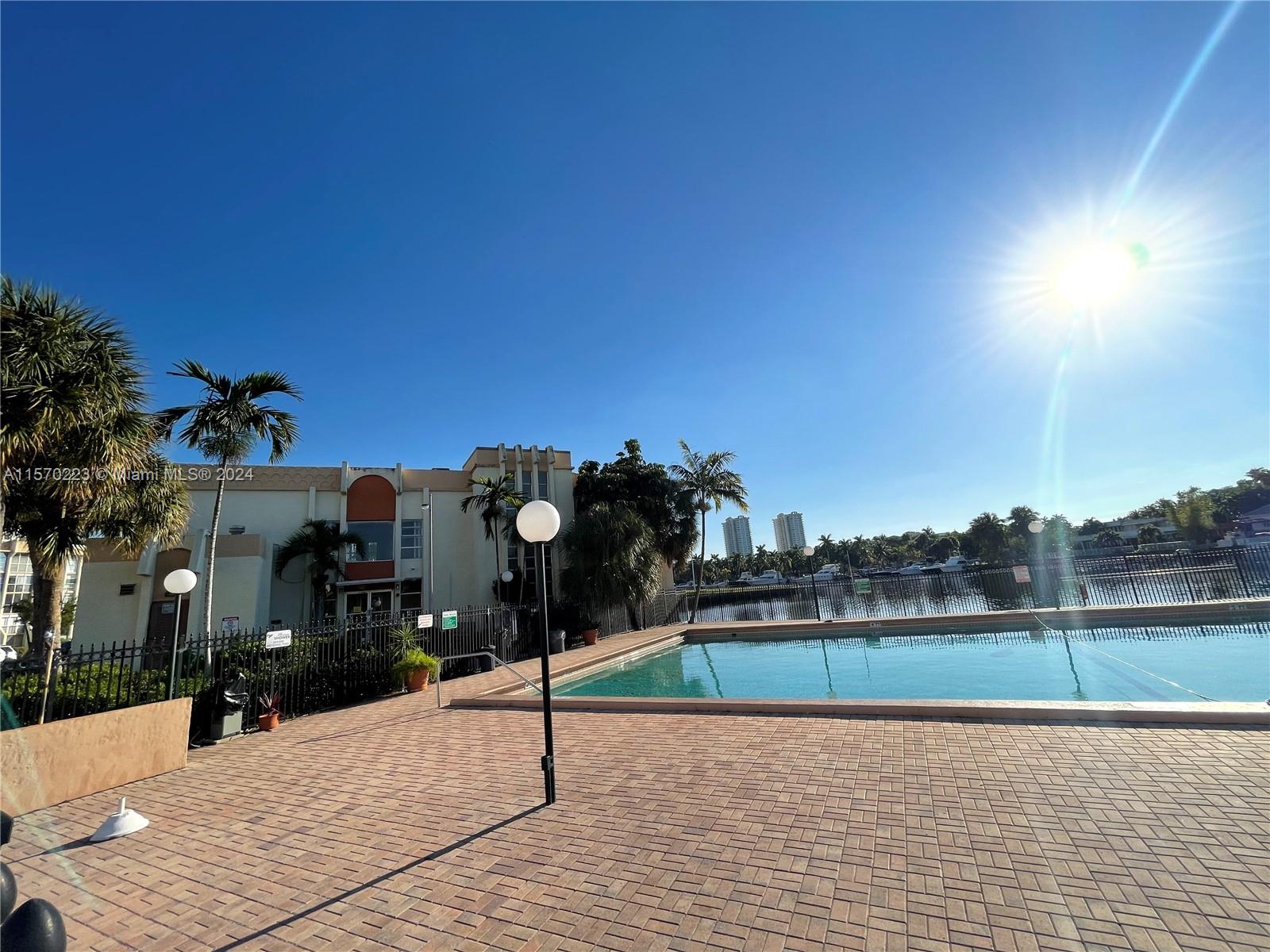 2000 Atlantic Shores Blvd 310, Hallandale Beach, Florida 33009, 2 Bedrooms Bedrooms, ,2 BathroomsBathrooms,Residential,For Sale,2000 Atlantic Shores Blvd 310,A11570223