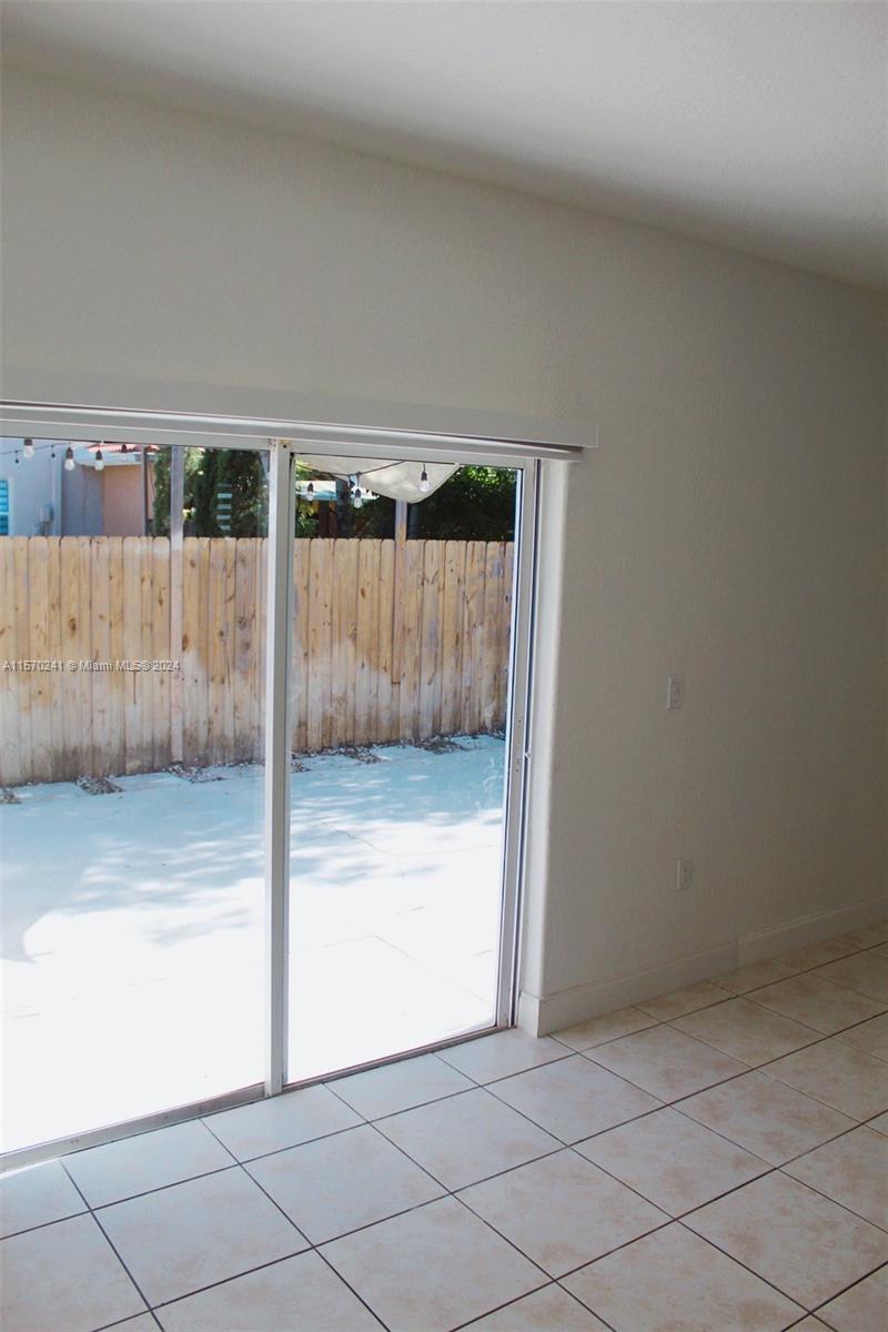 16356 SW 44th Way, Miami, Florida 33185, 4 Bedrooms Bedrooms, ,2 BathroomsBathrooms,Residentiallease,For Rent,16356 SW 44th Way,A11570241