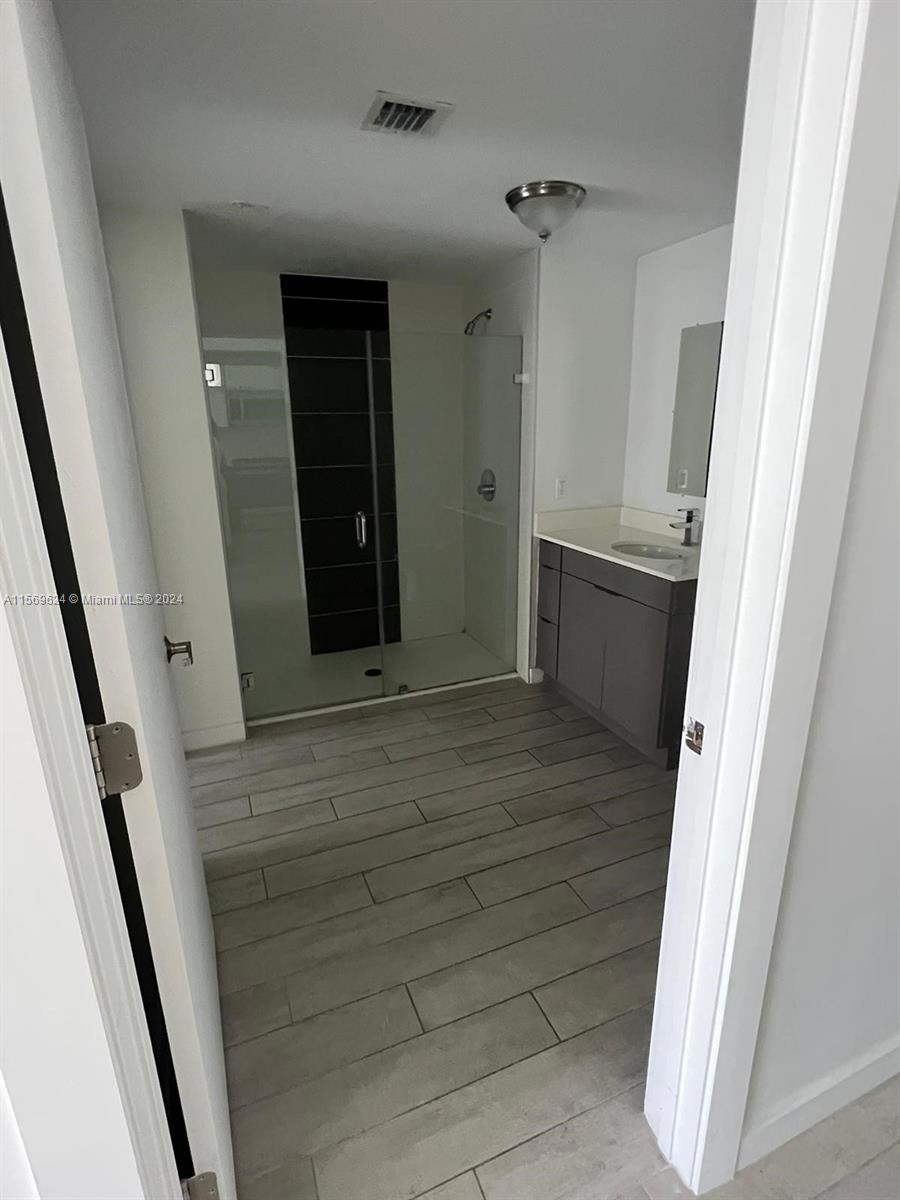 321 NE 26th St 712, Miami, Florida 33137, 2 Bedrooms Bedrooms, ,2 BathroomsBathrooms,Residential,For Sale,321 NE 26th St 712,A11569624