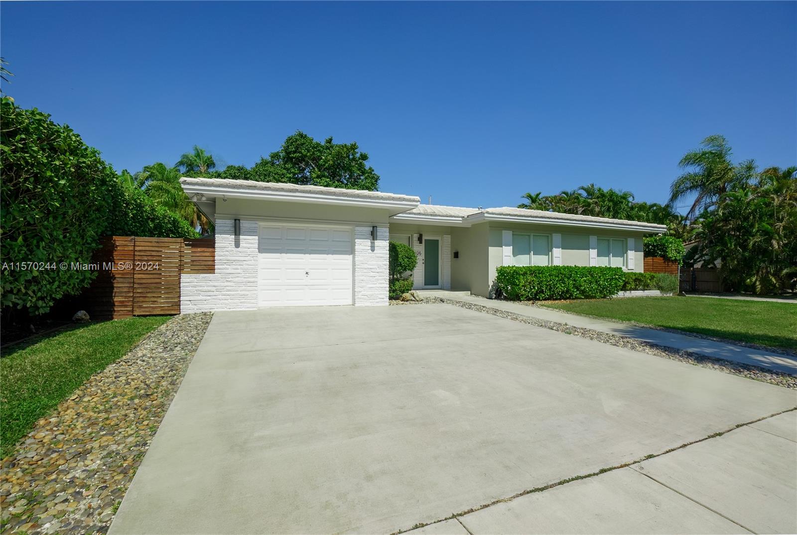 125 NW 95th St, Miami Shores, Florida 33150, 3 Bedrooms Bedrooms, ,2 BathroomsBathrooms,Residential,For Sale,125 NW 95th St,A11570244