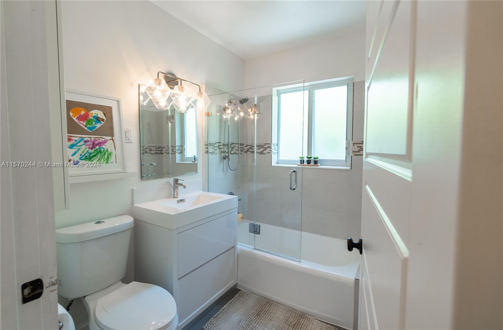 125 NW 95th St, Miami Shores, Florida 33150, 3 Bedrooms Bedrooms, ,2 BathroomsBathrooms,Residential,For Sale,125 NW 95th St,A11570244