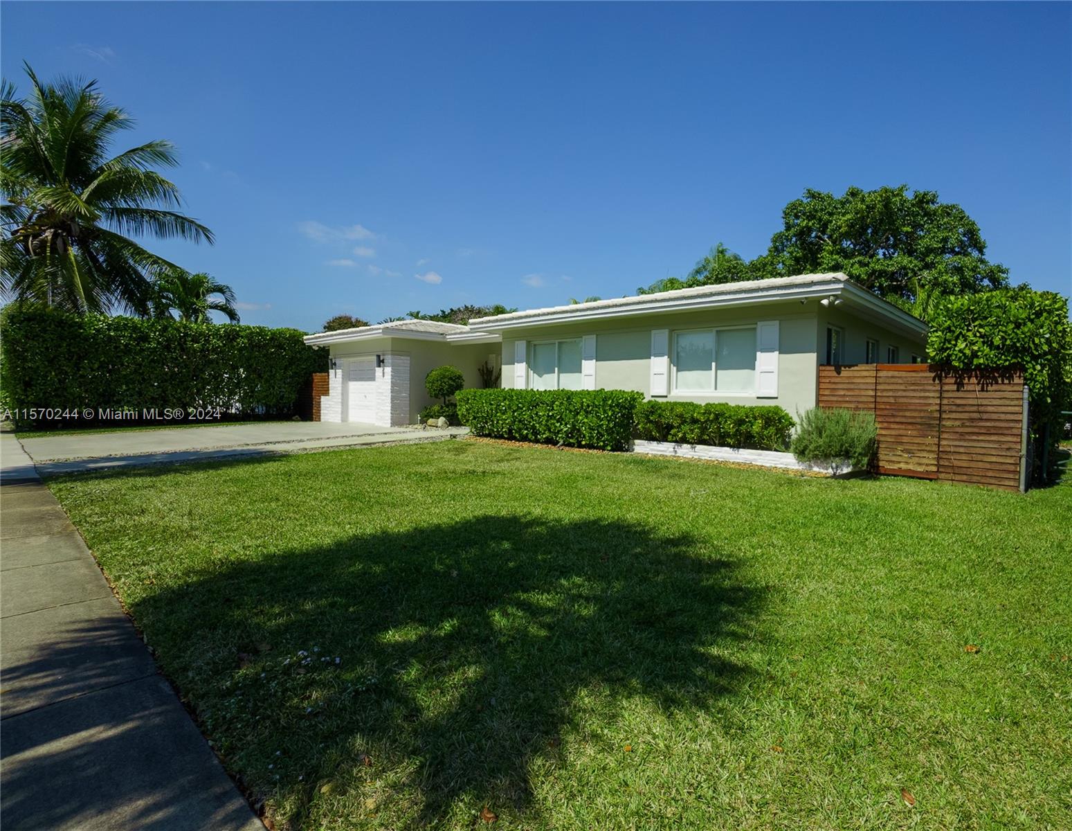 125 NW 95th St, Miami Shores, Florida 33150, 3 Bedrooms Bedrooms, ,2 BathroomsBathrooms,Residential,For Sale,125 NW 95th St,A11570244