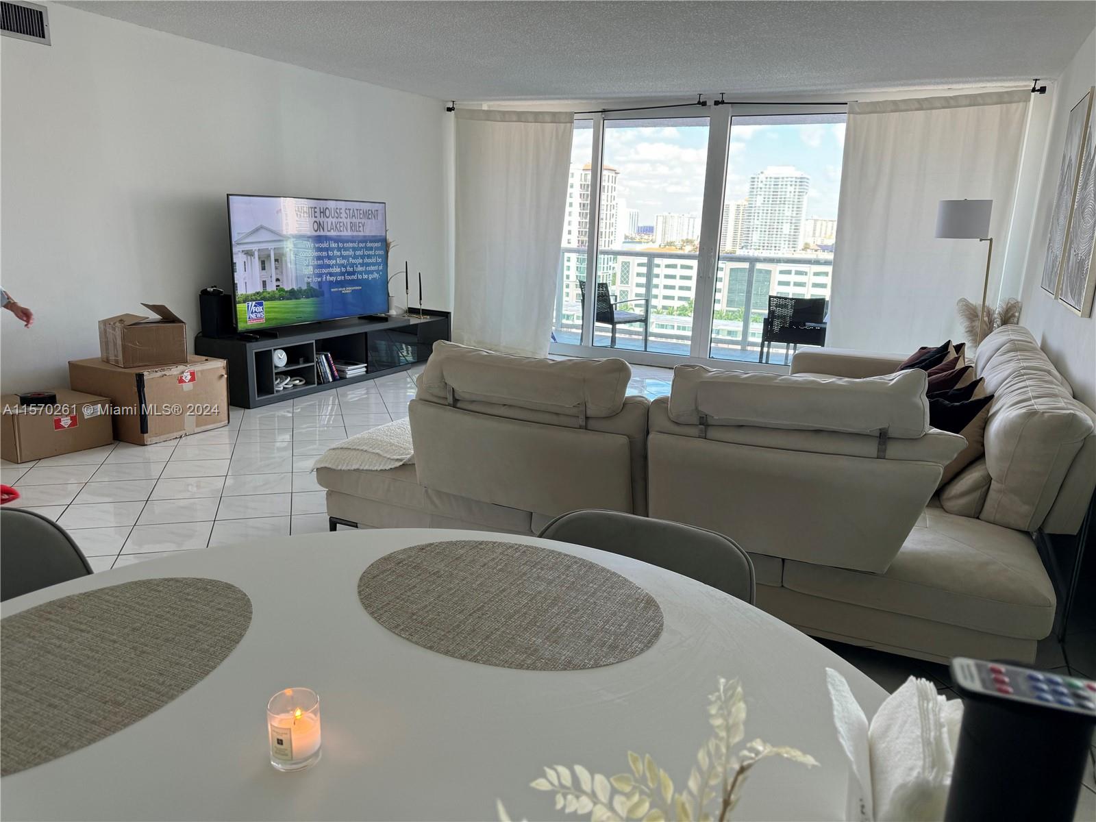 100 Bayview Dr 1428, Sunny Isles Beach, Florida 33160, 2 Bedrooms Bedrooms, ,2 BathroomsBathrooms,Residentiallease,For Rent,100 Bayview Dr 1428,A11570261