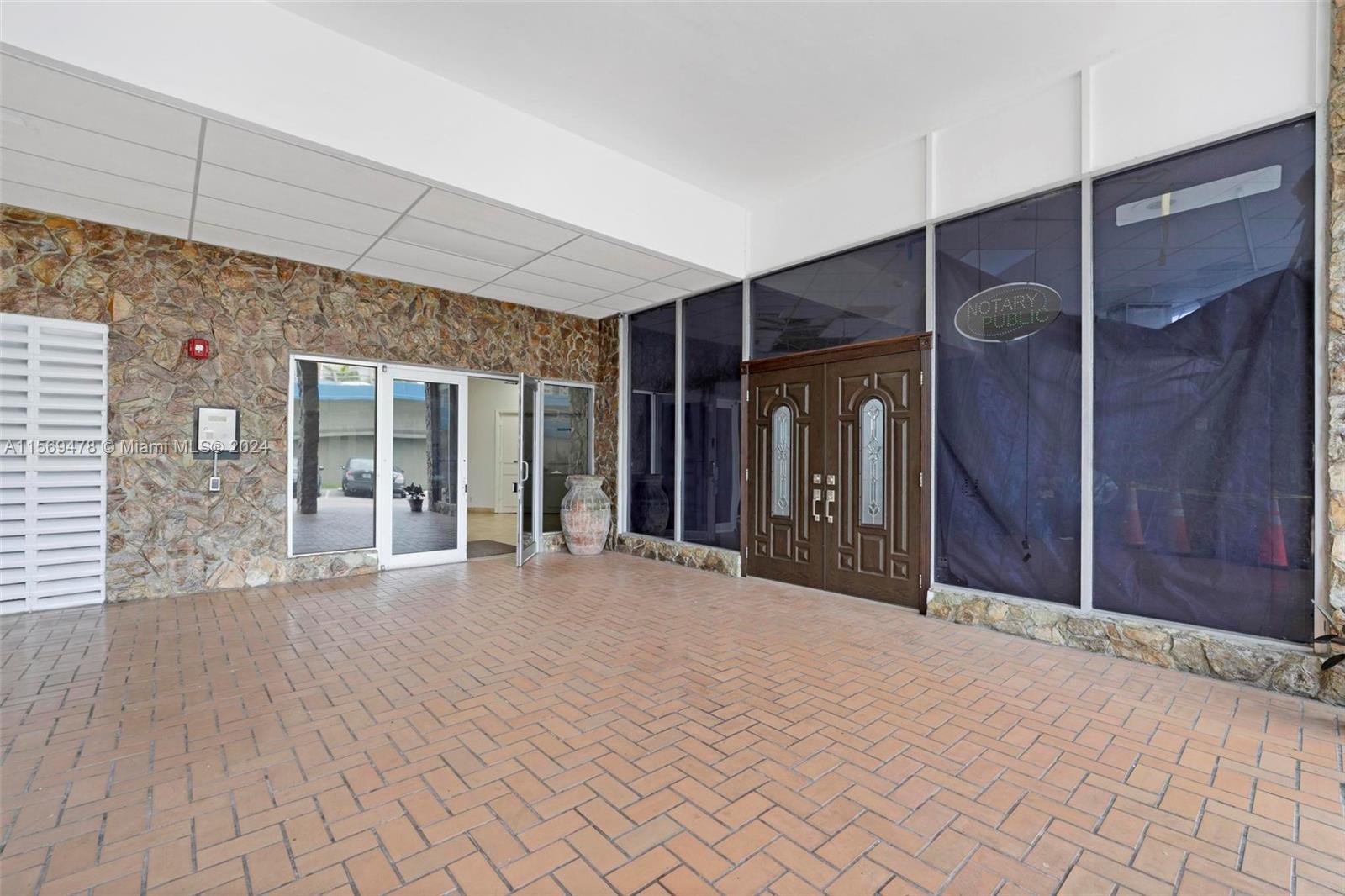 1801 S Ocean Dr 536, Hallandale Beach, Florida 33009, 1 Bedroom Bedrooms, ,1 BathroomBathrooms,Residential,For Sale,1801 S Ocean Dr 536,A11569478