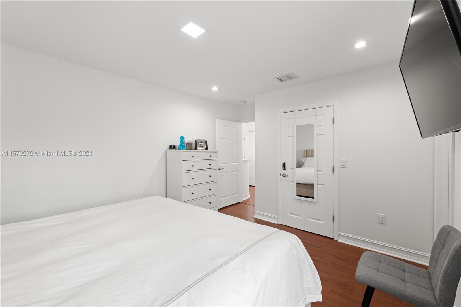 3172 NE 211th St 0, Aventura, Florida 33180, 3 Bedrooms Bedrooms, ,3 BathroomsBathrooms,Residentiallease,For Rent,3172 NE 211th St 0,A11570272