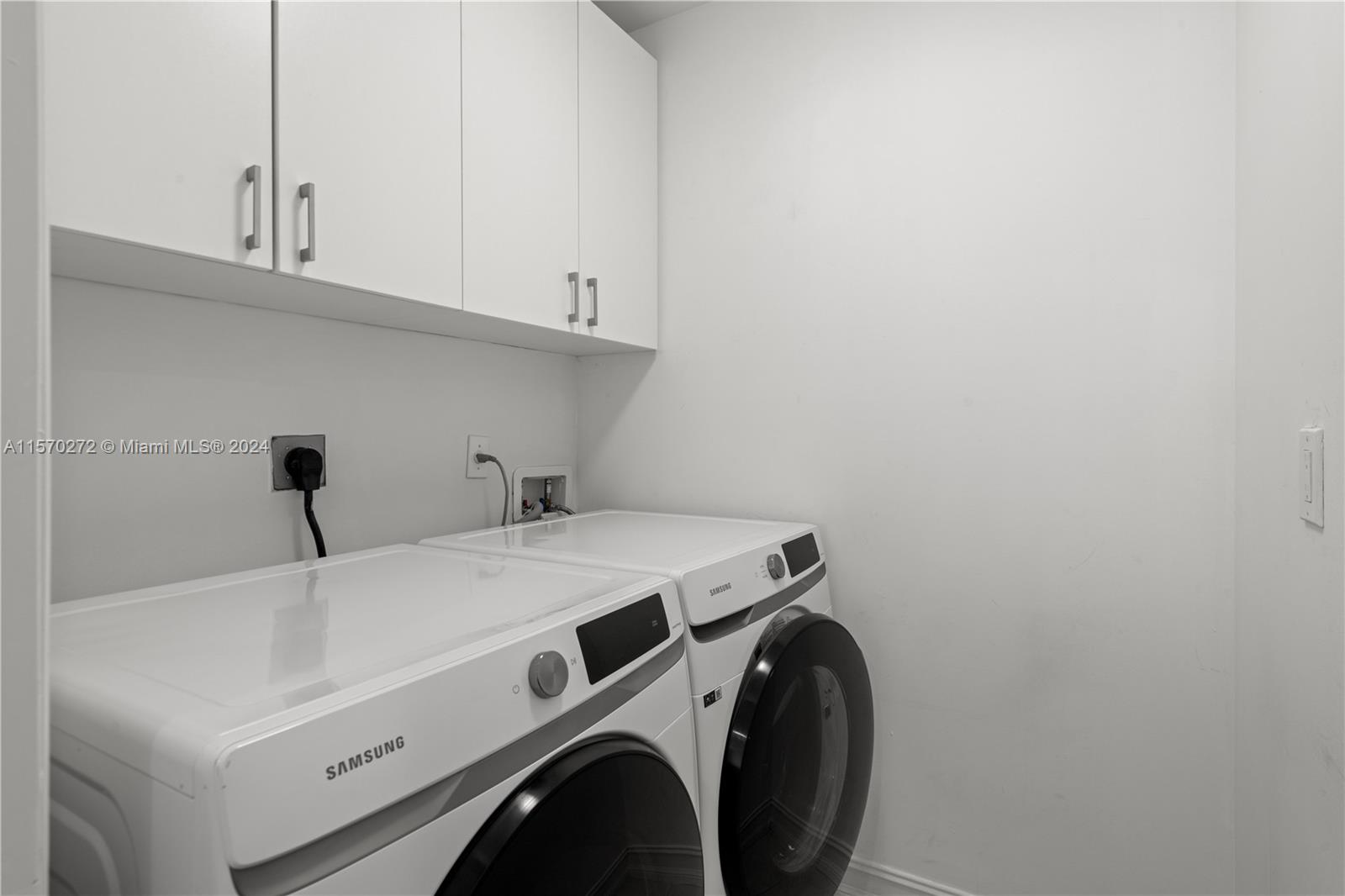 3172 NE 211th St 0, Aventura, Florida 33180, 3 Bedrooms Bedrooms, ,3 BathroomsBathrooms,Residentiallease,For Rent,3172 NE 211th St 0,A11570272
