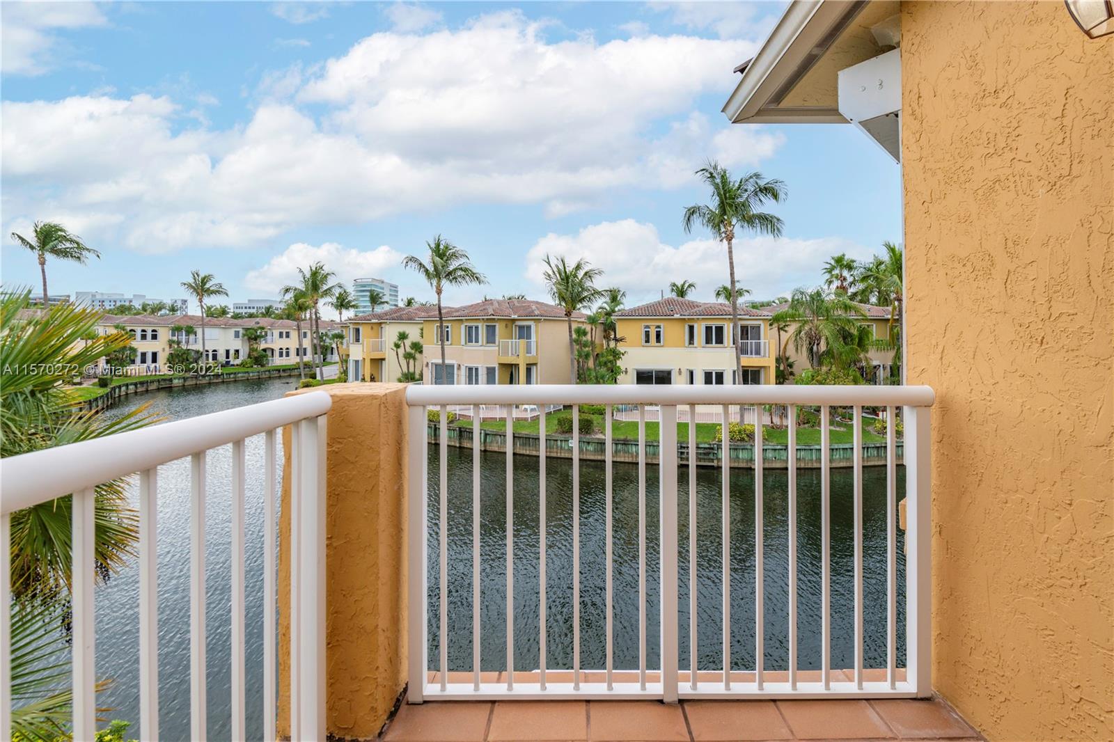 3172 NE 211th St 0, Aventura, Florida 33180, 3 Bedrooms Bedrooms, ,3 BathroomsBathrooms,Residentiallease,For Rent,3172 NE 211th St 0,A11570272