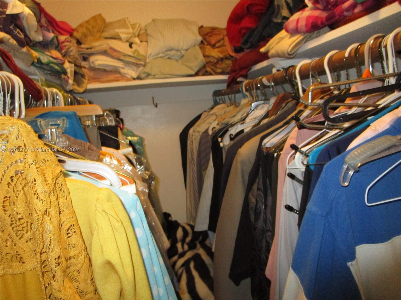 16850 S Glades Dr 2G, North Miami Beach, Florida 33162, 2 Bedrooms Bedrooms, ,2 BathroomsBathrooms,Residential,For Sale,16850 S Glades Dr 2G,A11570277