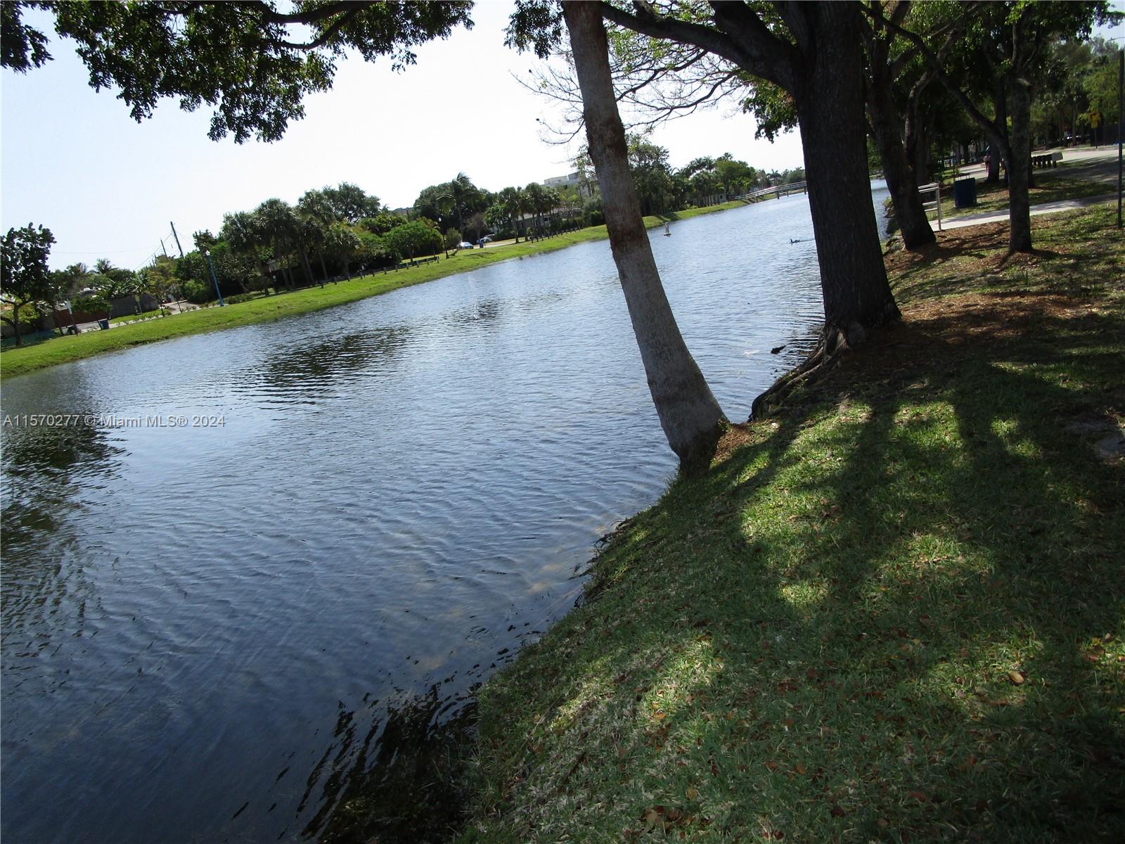 16850 S Glades Dr 2G, North Miami Beach, Florida 33162, 2 Bedrooms Bedrooms, ,2 BathroomsBathrooms,Residential,For Sale,16850 S Glades Dr 2G,A11570277