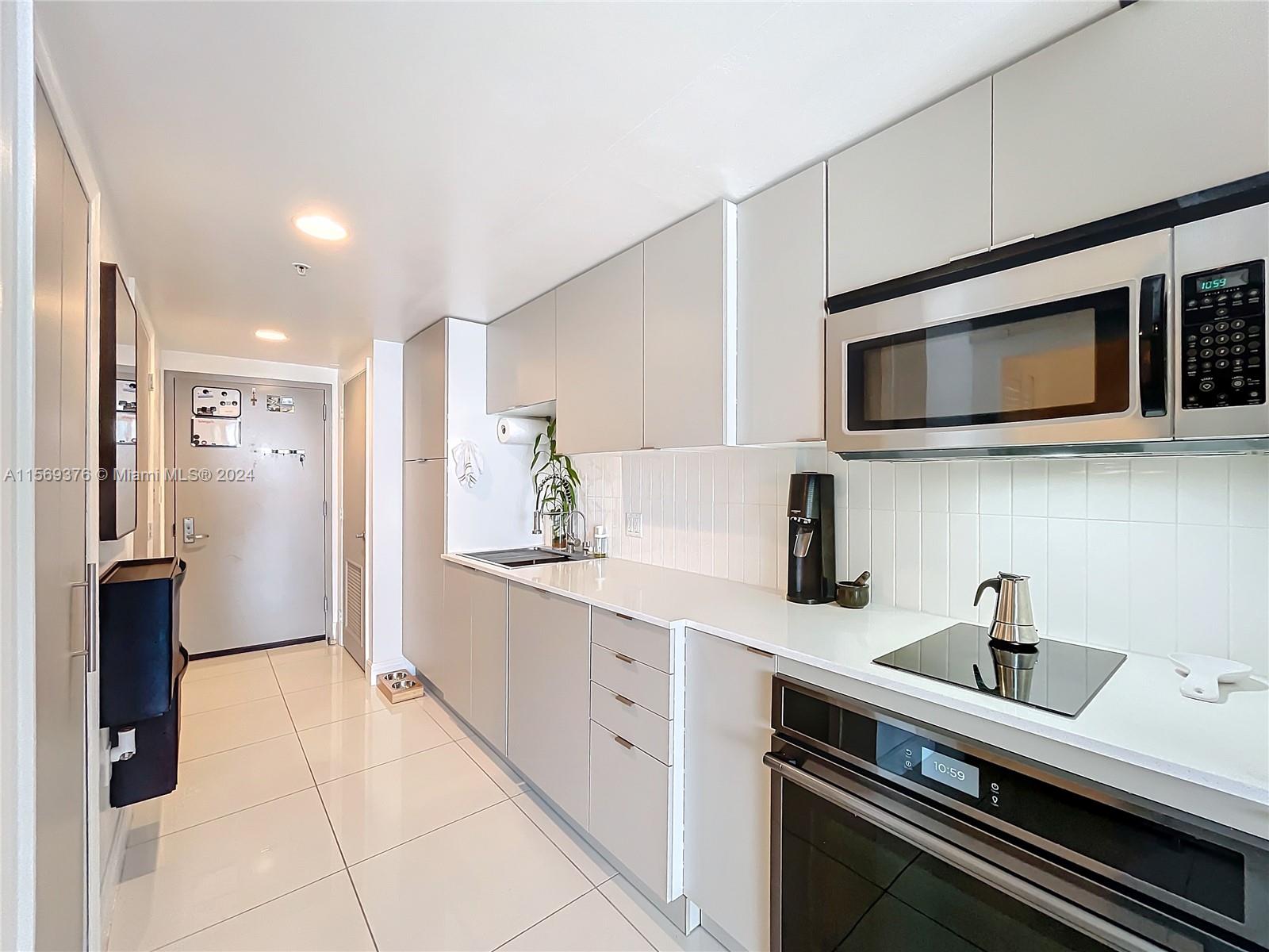 1750 N Bayshore Dr 3708, Miami, Florida 33132, ,1 BathroomBathrooms,Residential,For Sale,1750 N Bayshore Dr 3708,A11569376