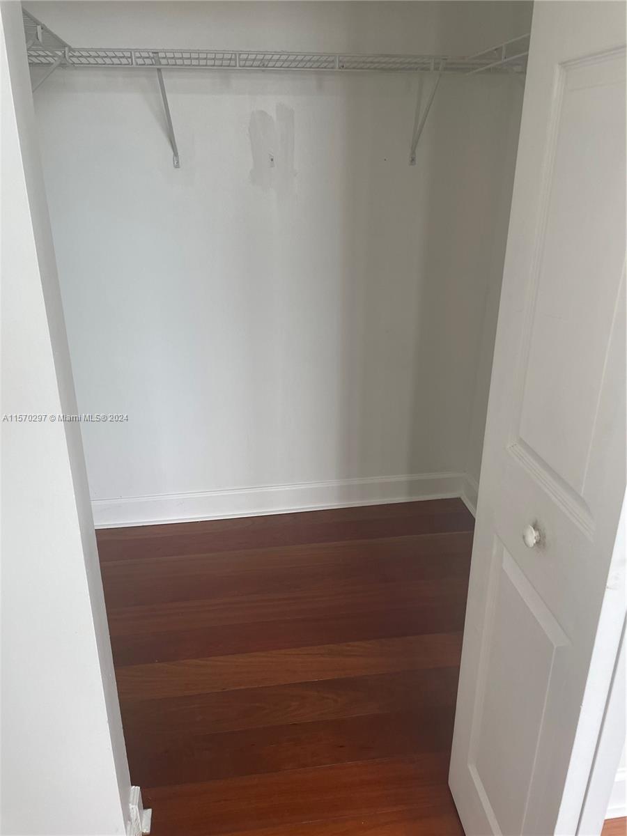 50 Menores Ave 815, Coral Gables, Florida 33134, 2 Bedrooms Bedrooms, ,2 BathroomsBathrooms,Residentiallease,For Rent,50 Menores Ave 815,A11570297