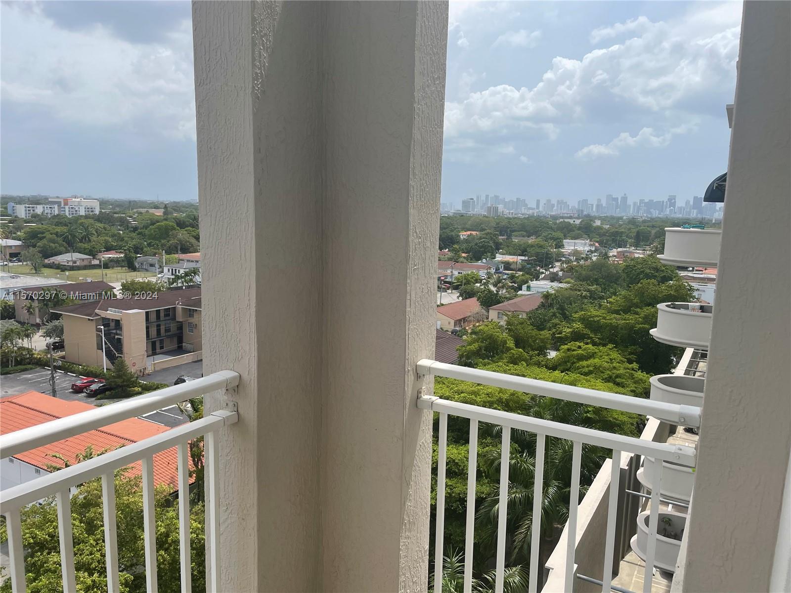 50 Menores Ave 815, Coral Gables, Florida 33134, 2 Bedrooms Bedrooms, ,2 BathroomsBathrooms,Residentiallease,For Rent,50 Menores Ave 815,A11570297