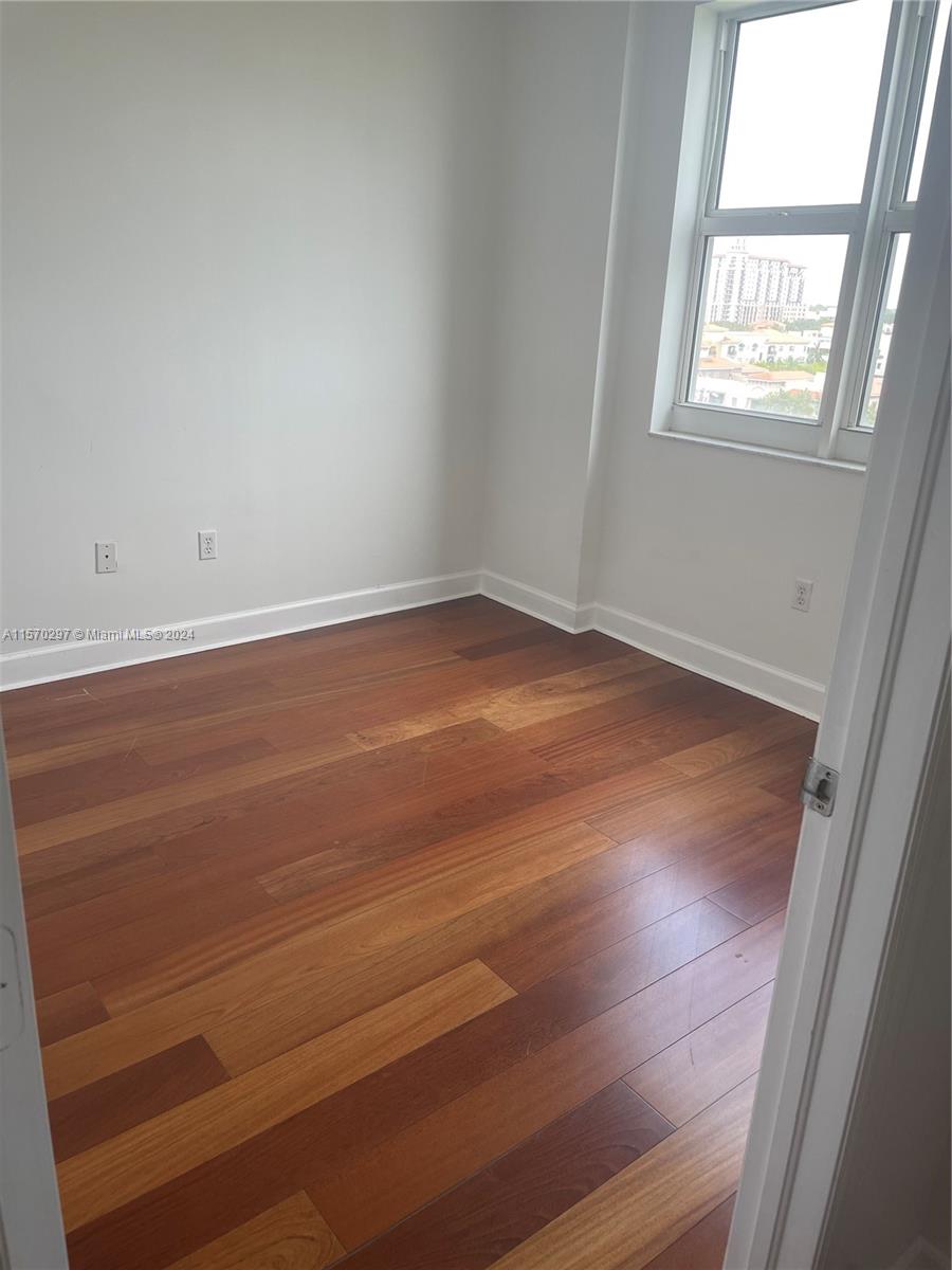 50 Menores Ave 815, Coral Gables, Florida 33134, 2 Bedrooms Bedrooms, ,2 BathroomsBathrooms,Residentiallease,For Rent,50 Menores Ave 815,A11570297
