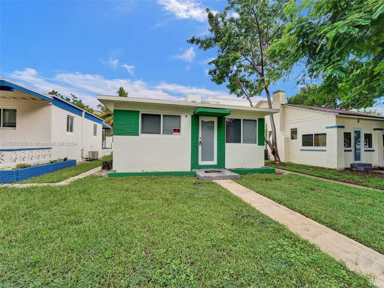 1853 Madison St 1, Hollywood, Florida 33020, 2 Bedrooms Bedrooms, ,1 BathroomBathrooms,Residentiallease,For Rent,1853 Madison St 1,A11570305