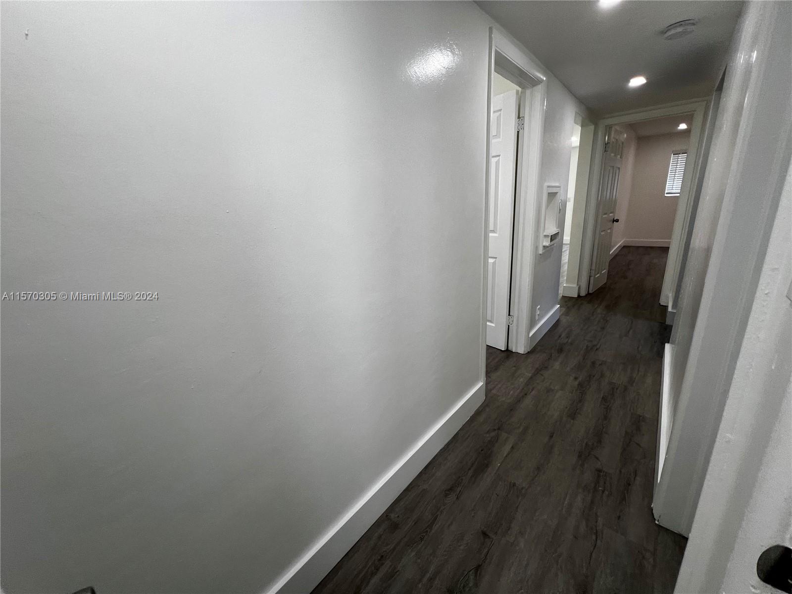 1853 Madison St 1, Hollywood, Florida 33020, 2 Bedrooms Bedrooms, ,1 BathroomBathrooms,Residentiallease,For Rent,1853 Madison St 1,A11570305