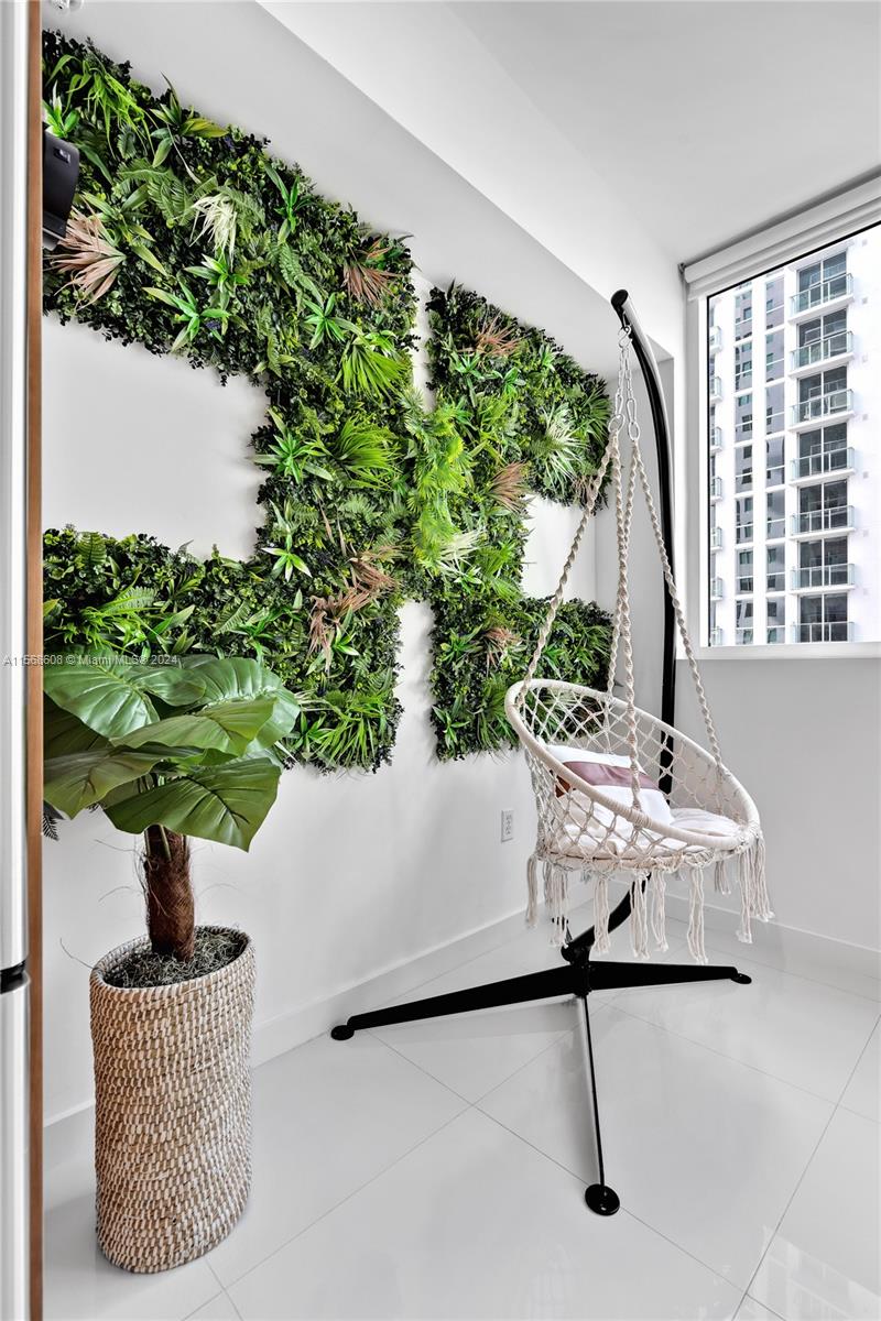 253 NE 2nd St 1802, Miami, Florida 33132, 1 Bedroom Bedrooms, ,2 BathroomsBathrooms,Residentiallease,For Rent,253 NE 2nd St 1802,A11568608