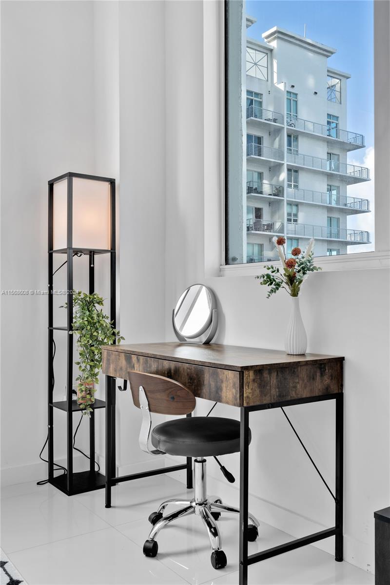 253 NE 2nd St 1802, Miami, Florida 33132, 1 Bedroom Bedrooms, ,2 BathroomsBathrooms,Residentiallease,For Rent,253 NE 2nd St 1802,A11568608