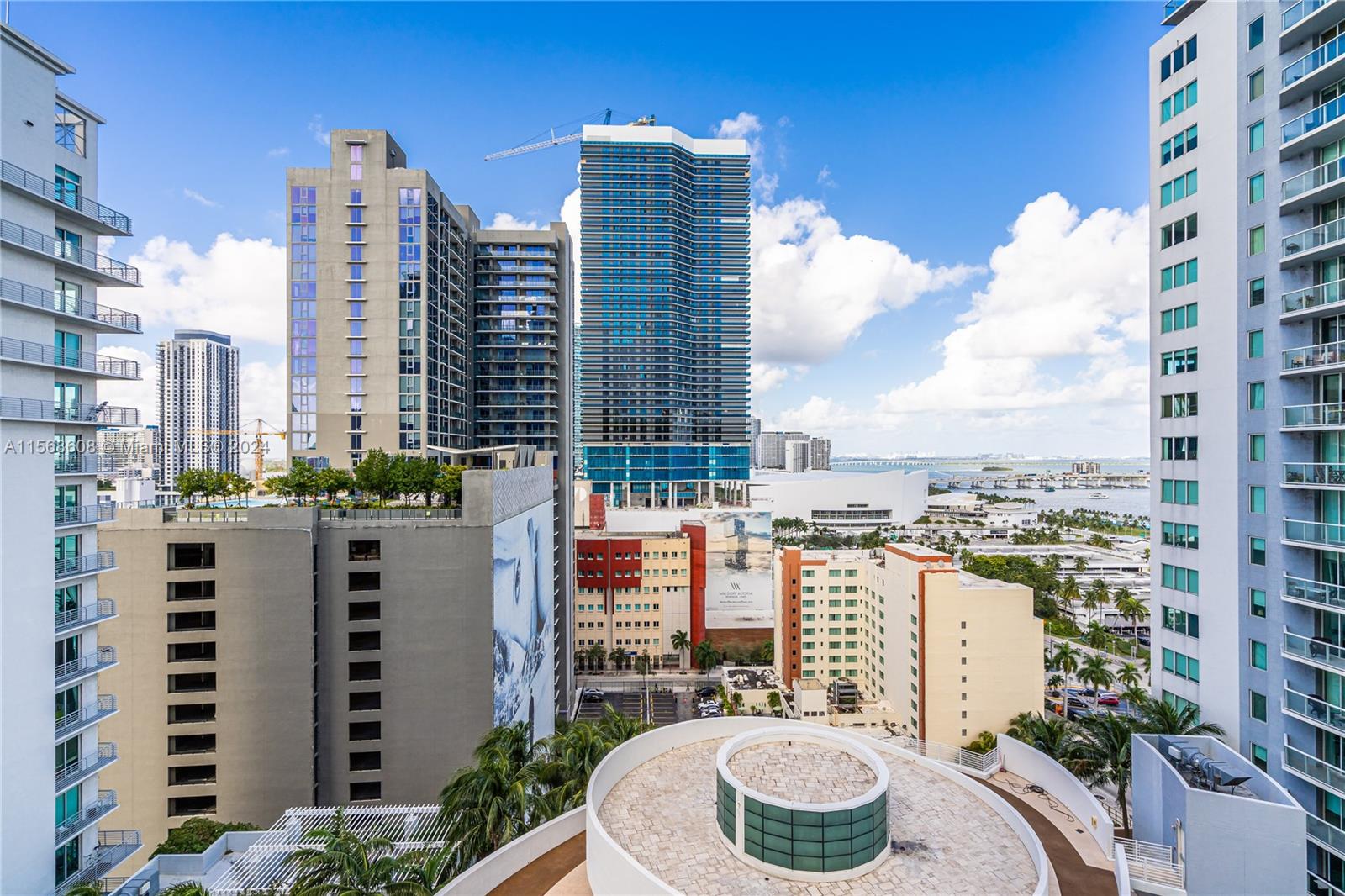 253 NE 2nd St 1802, Miami, Florida 33132, 1 Bedroom Bedrooms, ,2 BathroomsBathrooms,Residentiallease,For Rent,253 NE 2nd St 1802,A11568608