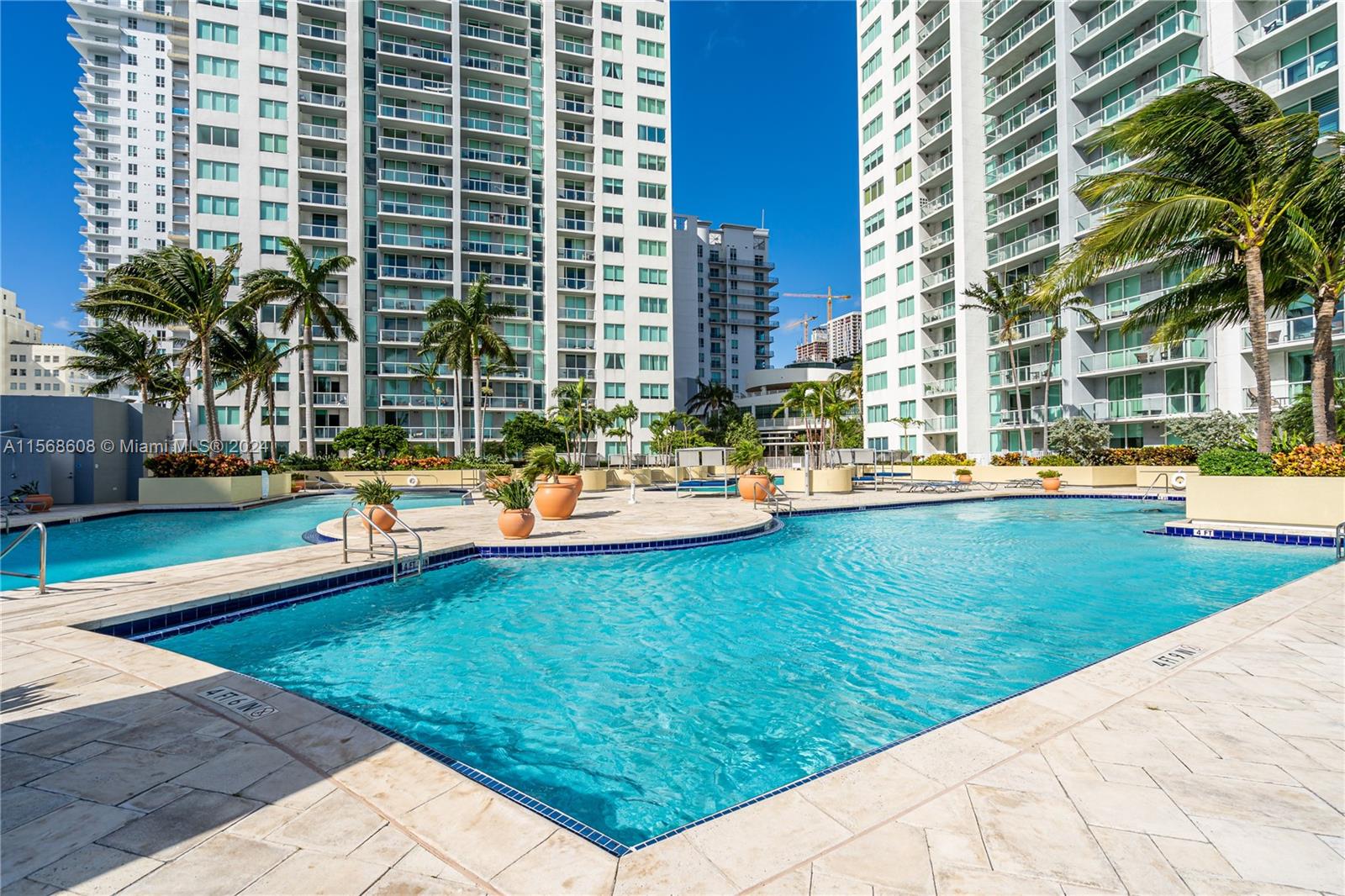 253 NE 2nd St 1802, Miami, Florida 33132, 1 Bedroom Bedrooms, ,2 BathroomsBathrooms,Residentiallease,For Rent,253 NE 2nd St 1802,A11568608
