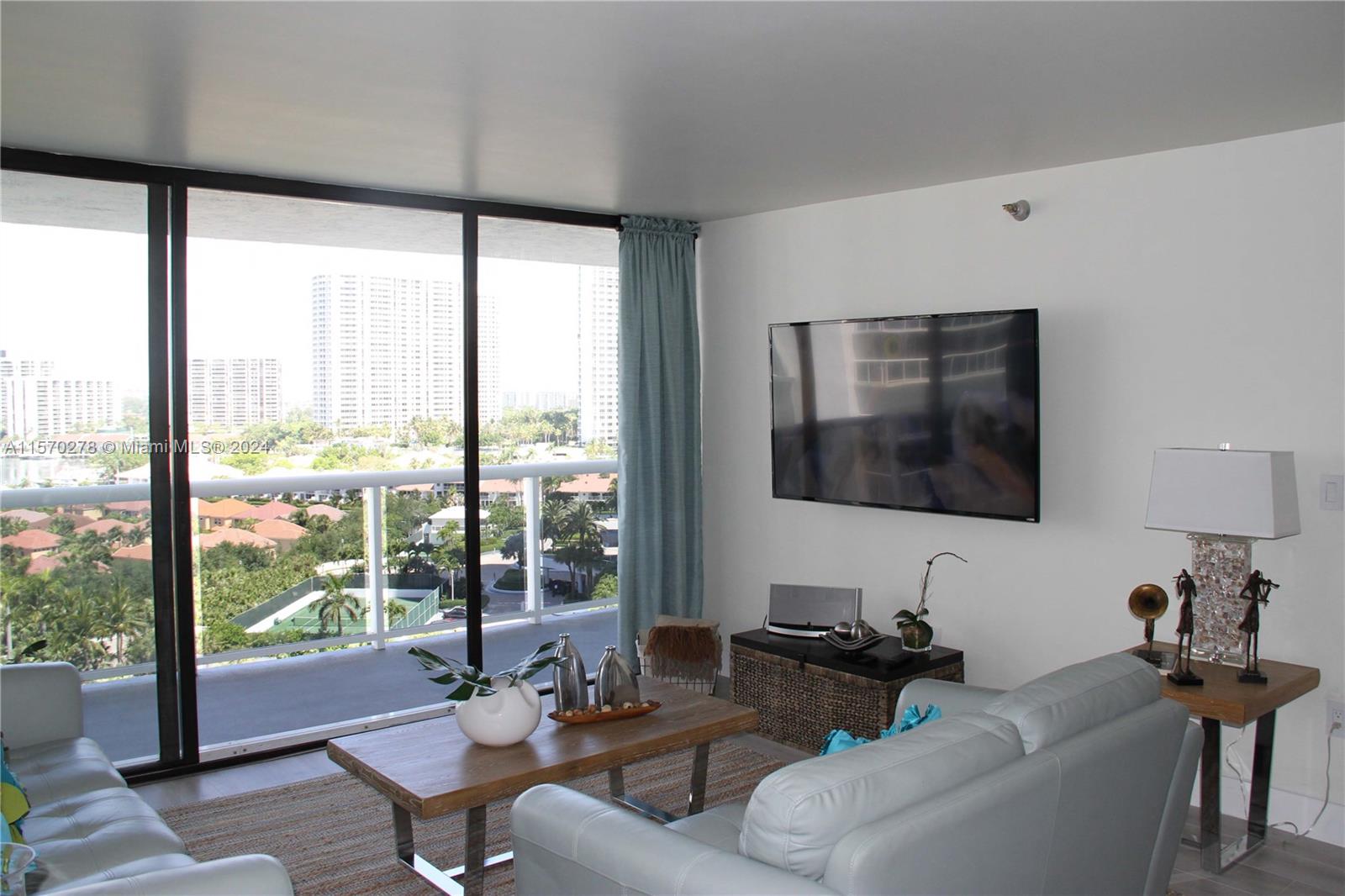 20515 E Country Club Dr 1449, Aventura, Florida 33180, 2 Bedrooms Bedrooms, ,2 BathroomsBathrooms,Residentiallease,For Rent,20515 E Country Club Dr 1449,A11570278