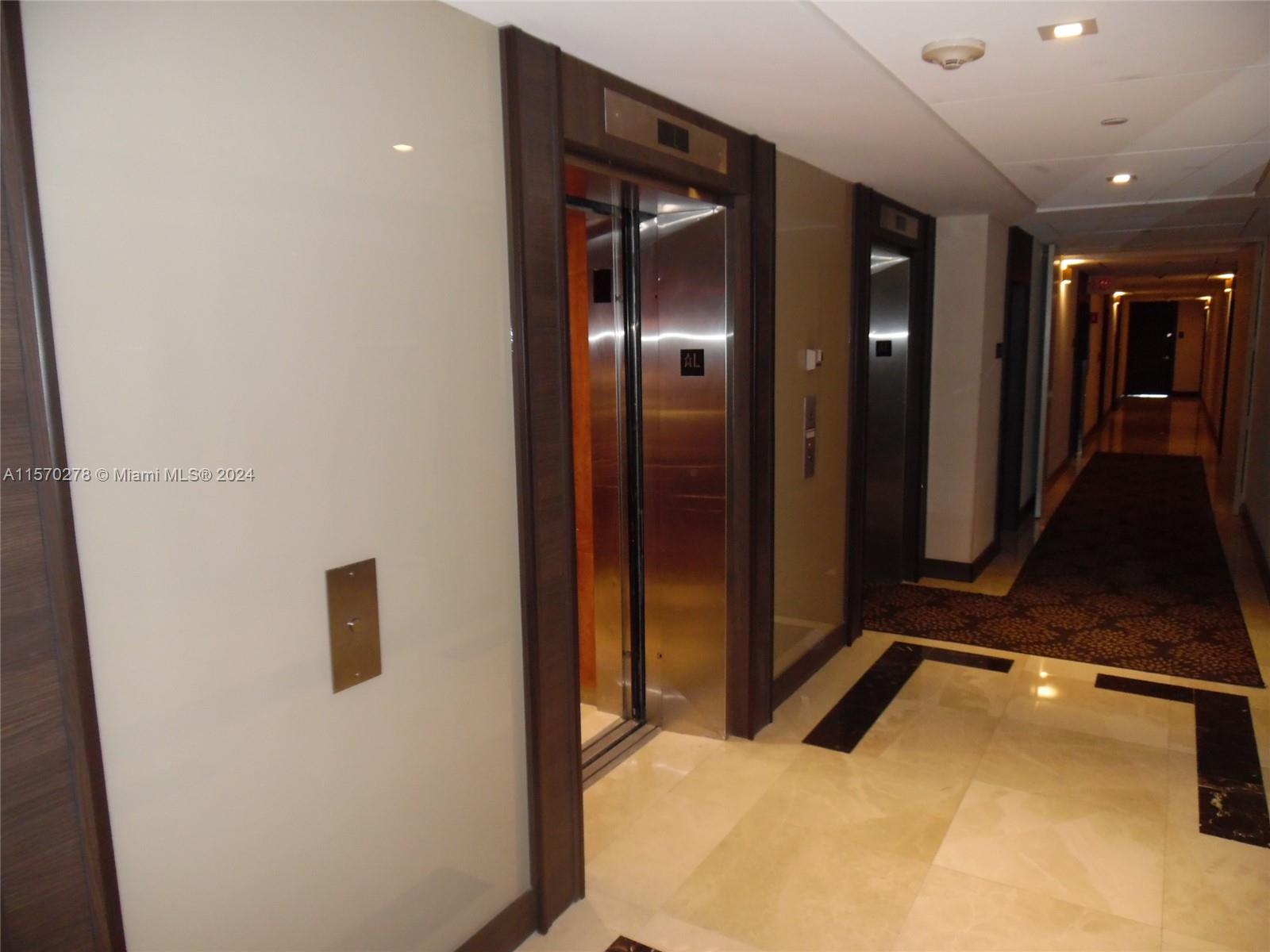20515 E Country Club Dr 1449, Aventura, Florida 33180, 2 Bedrooms Bedrooms, ,2 BathroomsBathrooms,Residentiallease,For Rent,20515 E Country Club Dr 1449,A11570278