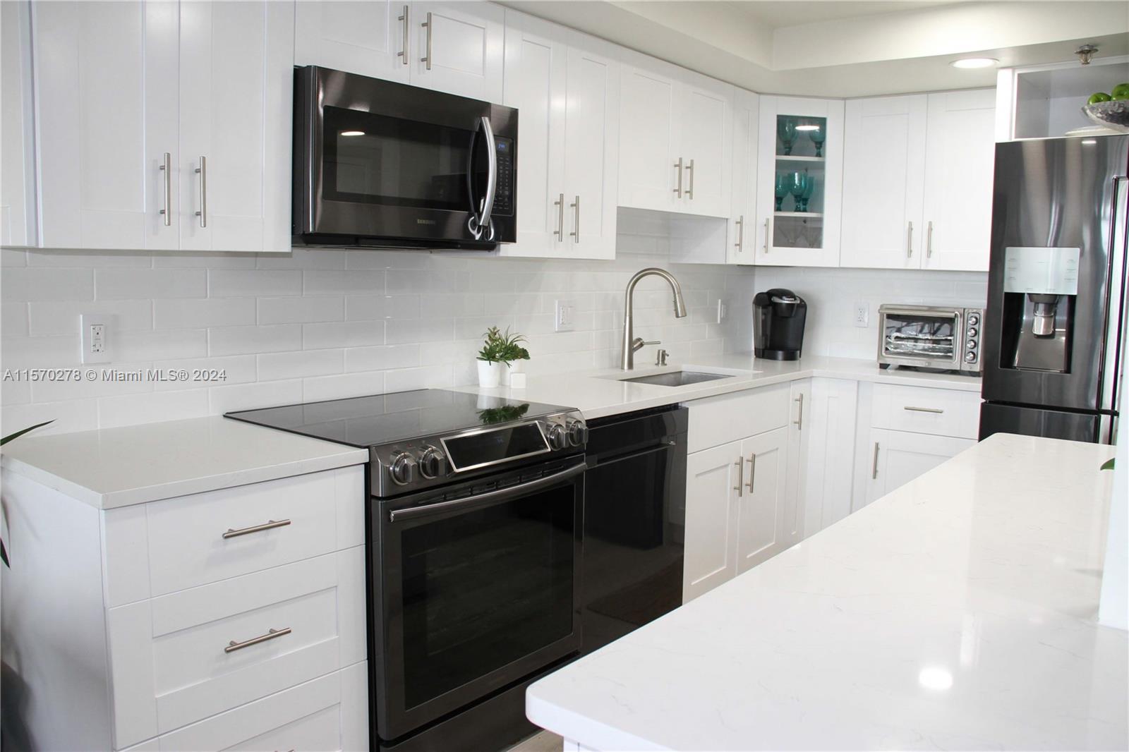 20515 E Country Club Dr 1449, Aventura, Florida 33180, 2 Bedrooms Bedrooms, ,2 BathroomsBathrooms,Residentiallease,For Rent,20515 E Country Club Dr 1449,A11570278