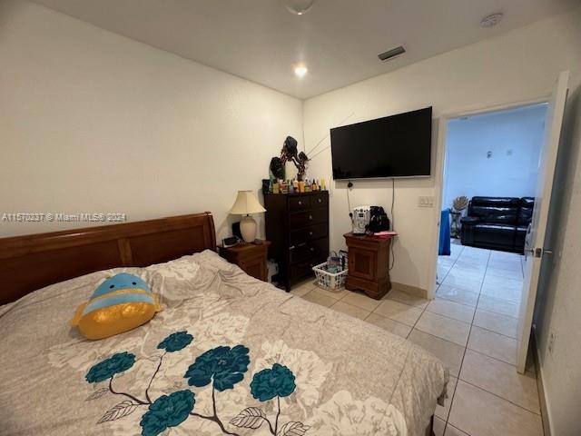16980 SW 297th St A, Homestead, Florida 33030, 2 Bedrooms Bedrooms, ,1 BathroomBathrooms,Residentiallease,For Rent,16980 SW 297th St A,A11570237