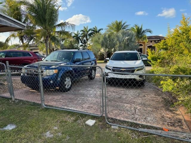 16980 SW 297th St A, Homestead, Florida 33030, 2 Bedrooms Bedrooms, ,1 BathroomBathrooms,Residentiallease,For Rent,16980 SW 297th St A,A11570237