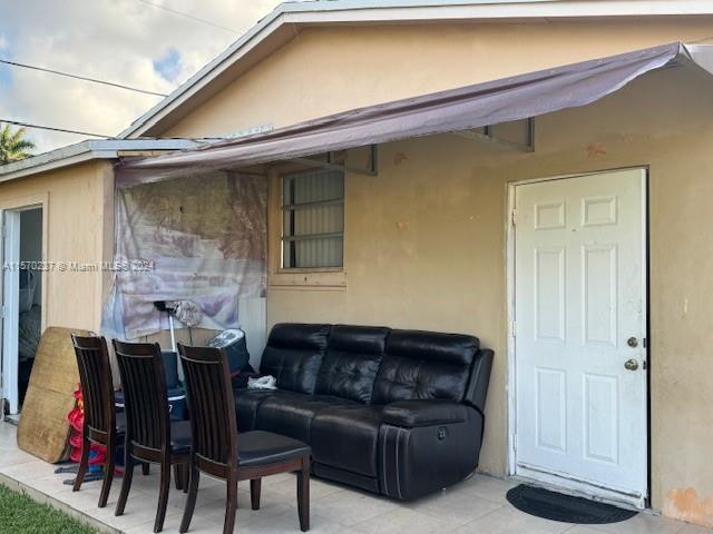 16980 SW 297th St A, Homestead, Florida 33030, 2 Bedrooms Bedrooms, ,1 BathroomBathrooms,Residentiallease,For Rent,16980 SW 297th St A,A11570237