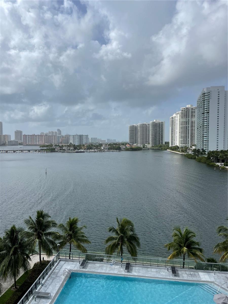 3300 NE 188th St 617, Aventura, Florida 33180, 3 Bedrooms Bedrooms, ,4 BathroomsBathrooms,Residentiallease,For Rent,3300 NE 188th St 617,A11570372