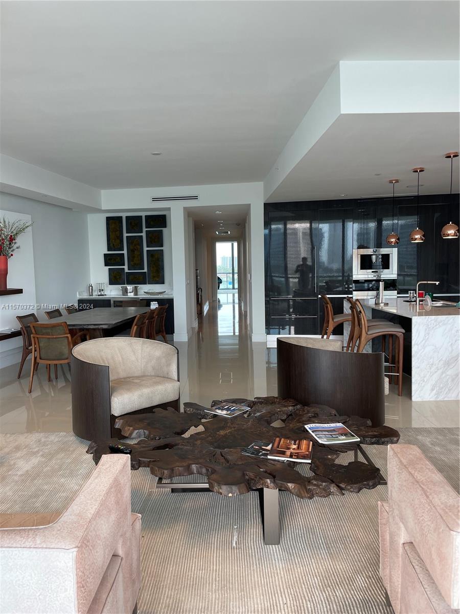 3300 NE 188th St 617, Aventura, Florida 33180, 3 Bedrooms Bedrooms, ,4 BathroomsBathrooms,Residentiallease,For Rent,3300 NE 188th St 617,A11570372