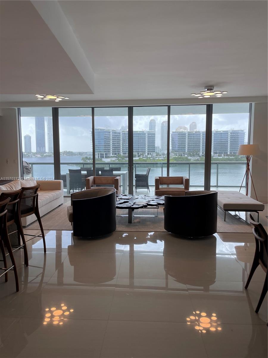 3300 NE 188th St 617, Aventura, Florida 33180, 3 Bedrooms Bedrooms, ,4 BathroomsBathrooms,Residentiallease,For Rent,3300 NE 188th St 617,A11570372