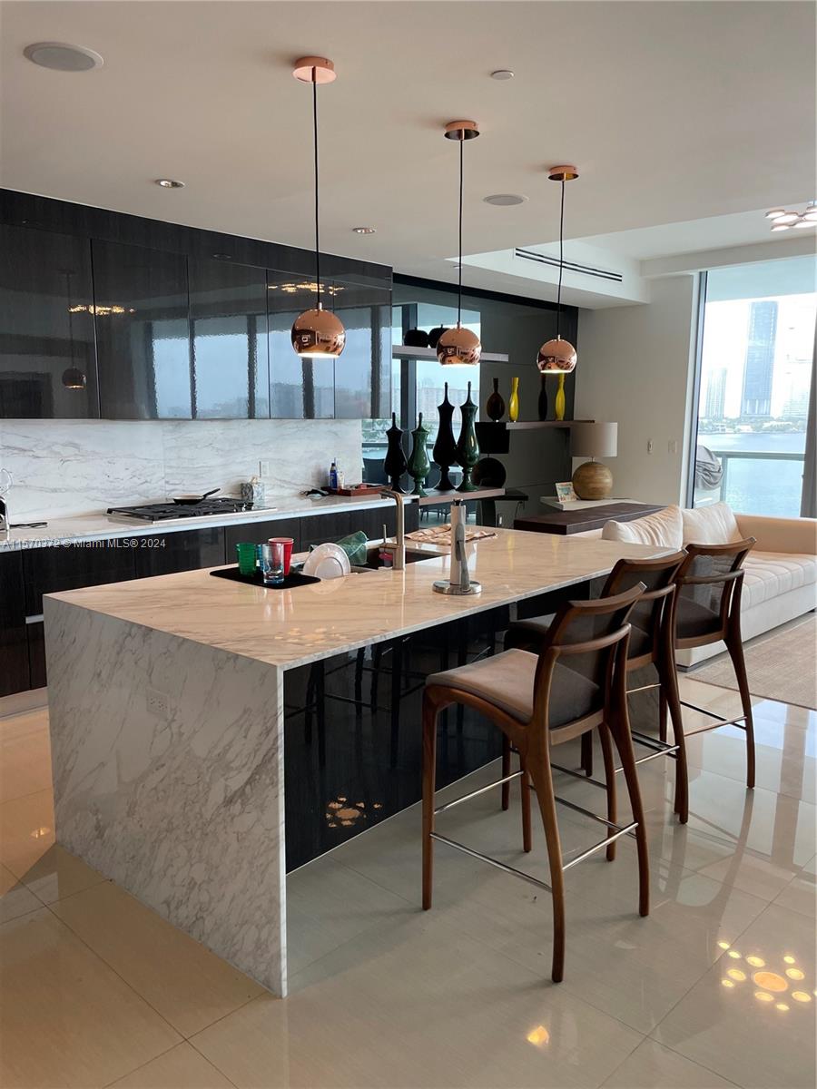 3300 NE 188th St 617, Aventura, Florida 33180, 3 Bedrooms Bedrooms, ,4 BathroomsBathrooms,Residentiallease,For Rent,3300 NE 188th St 617,A11570372