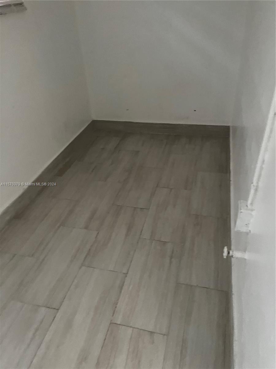1941 NE 159th St 1, North Miami Beach, Florida 33162, 1 Bedroom Bedrooms, ,1 BathroomBathrooms,Residentiallease,For Rent,1941 NE 159th St 1,A11570379