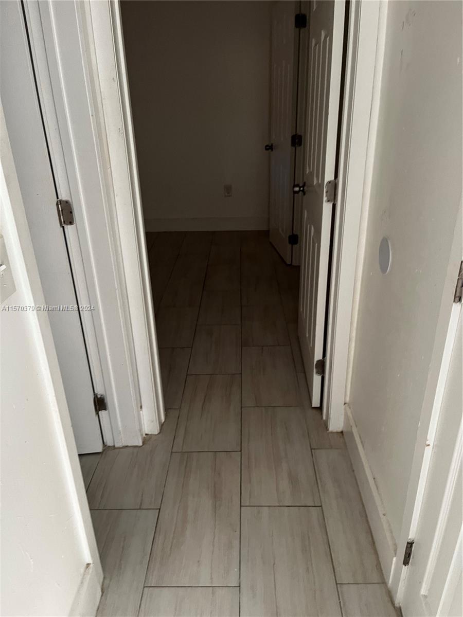 1941 NE 159th St 1, North Miami Beach, Florida 33162, 1 Bedroom Bedrooms, ,1 BathroomBathrooms,Residentiallease,For Rent,1941 NE 159th St 1,A11570379