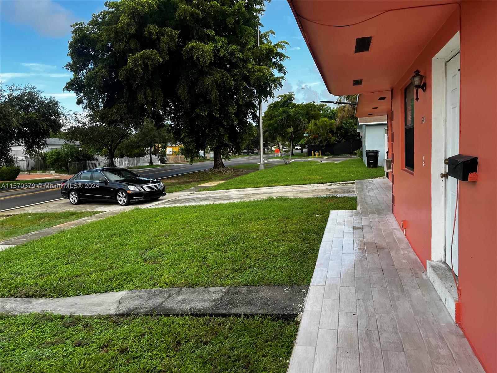 1941 NE 159th St 1, North Miami Beach, Florida 33162, 1 Bedroom Bedrooms, ,1 BathroomBathrooms,Residentiallease,For Rent,1941 NE 159th St 1,A11570379