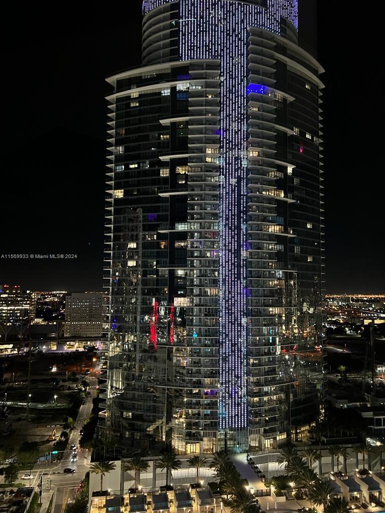 888 Biscayne Blvd 909, Miami, Florida 33132, 1 Bedroom Bedrooms, ,2 BathroomsBathrooms,Residentiallease,For Rent,888 Biscayne Blvd 909,A11569933