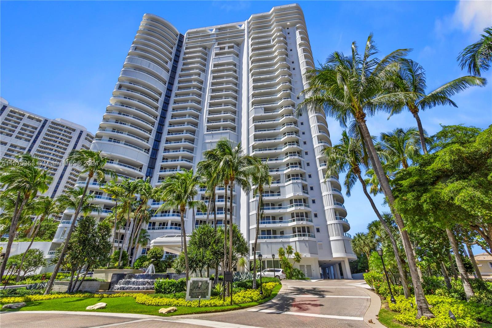 21050 Point Pl 604, Aventura, Florida 33180, 3 Bedrooms Bedrooms, ,3 BathroomsBathrooms,Residentiallease,For Rent,21050 Point Pl 604,A11570353