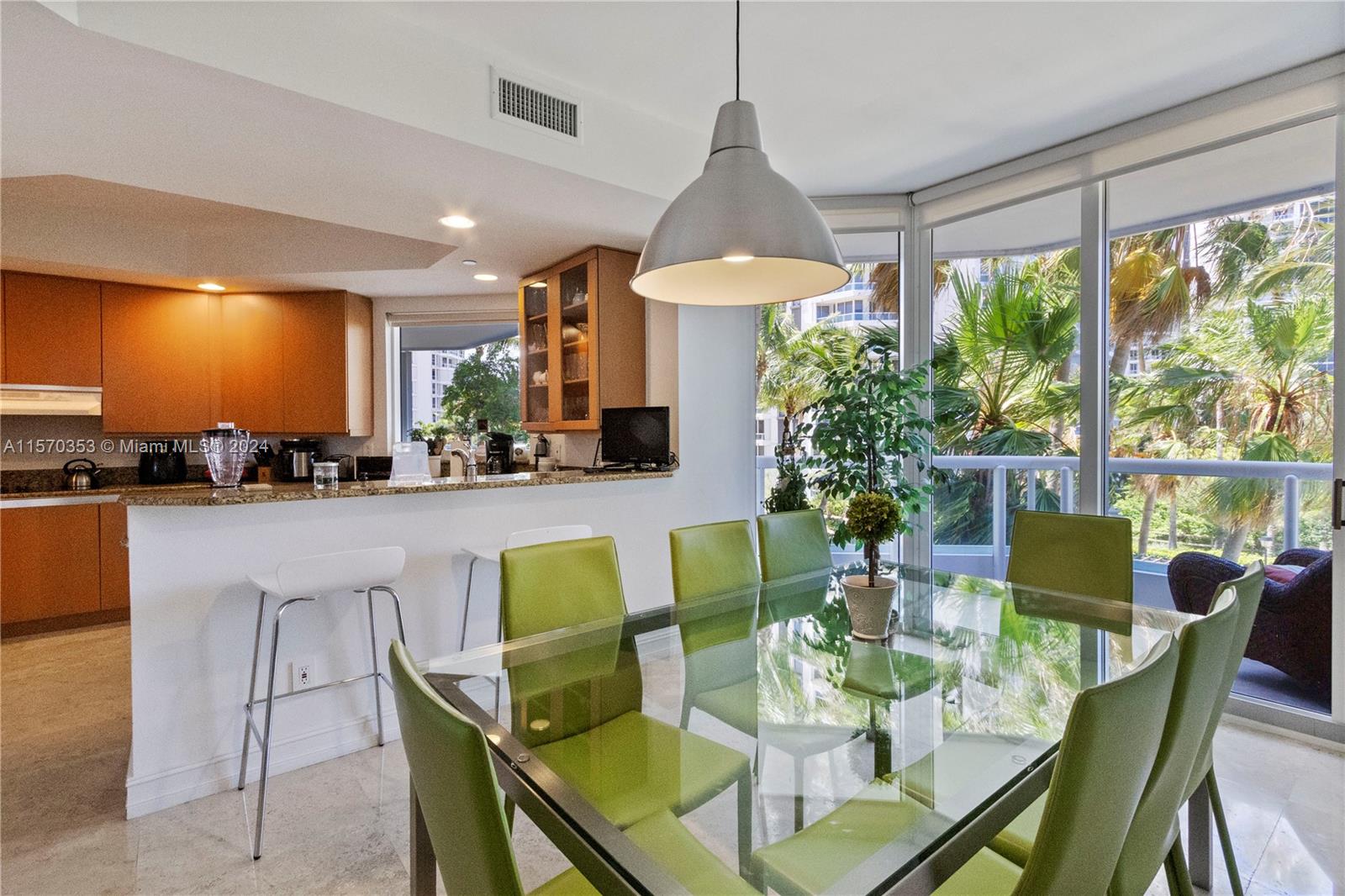 21050 Point Pl 604, Aventura, Florida 33180, 3 Bedrooms Bedrooms, ,3 BathroomsBathrooms,Residentiallease,For Rent,21050 Point Pl 604,A11570353