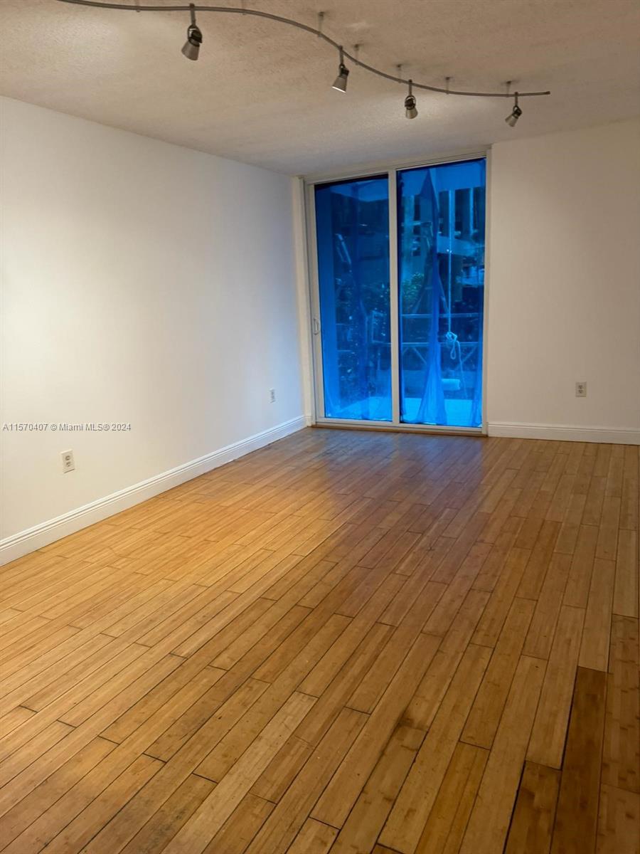 850 N Miami Ave W-202, Miami, Florida 33136, 2 Bedrooms Bedrooms, ,2 BathroomsBathrooms,Residentiallease,For Rent,850 N Miami Ave W-202,A11570407